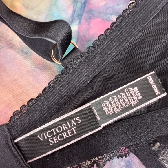 NWOT Victoria's Secret "Dream Angels Floral Embroidry" Black 38DD - Picture 9 of 12